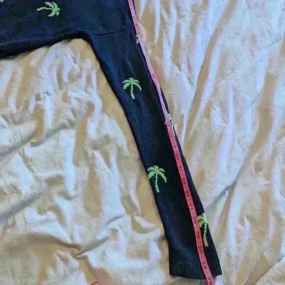 Hollister, Boat Neck , Palm Tree Sweater, Navy And Lime Green, Size Xs - Picture 2 of 12